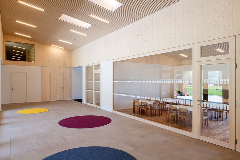 34-034_kiga-bad-wimsbach_2024_architektur-josef-edlinger-_by-lichtguss_at_weboptimiert