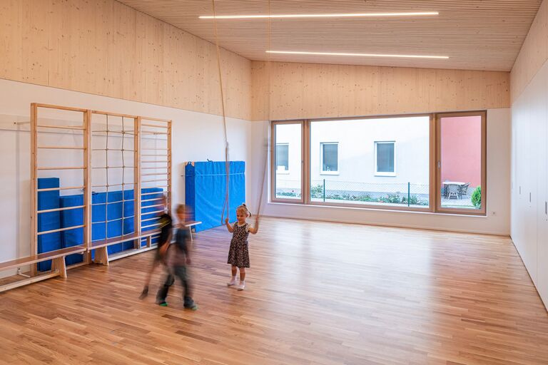 96-096_kiga-bad-wimsbach_2024_architektur-josef-edlinger-_by-lichtguss_at_weboptimiert