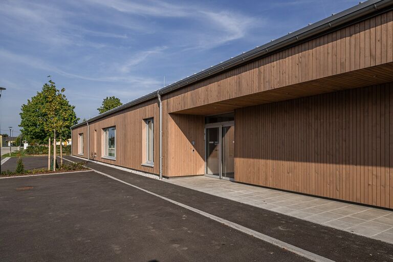 85-085_kiga-bad-wimsbach_2024_architektur-josef-edlinger-_by-lichtguss_at_weboptimiert