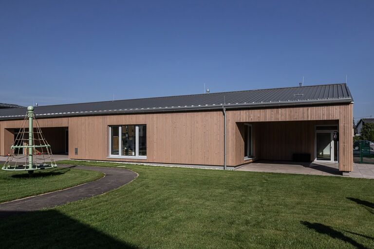 11-011_kiga-bad-wimsbach_2024_architektur-josef-edlinger-_by-lichtguss_at_weboptimiert