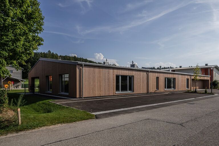 80-080_kiga-bad-wimsbach_2024_architektur-josef-edlinger-_by-lichtguss_at_weboptimiert