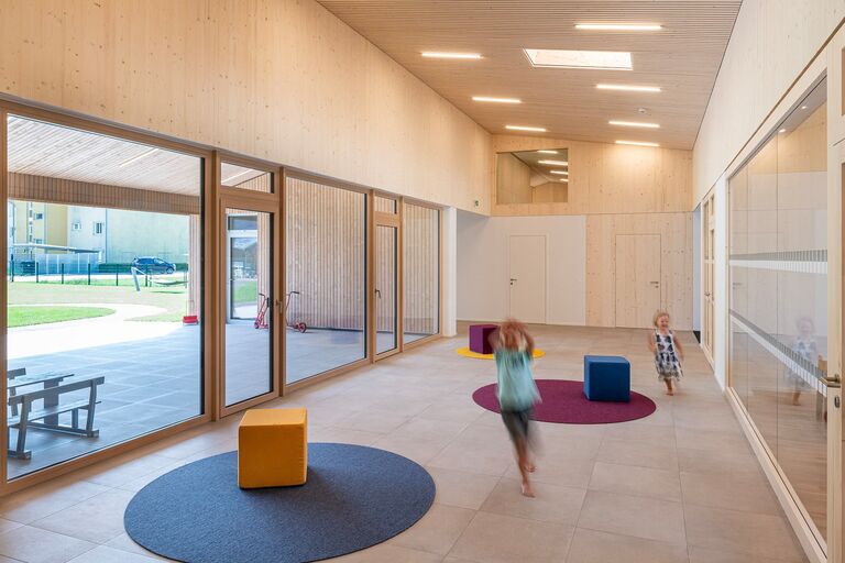 57-057_kiga-bad-wimsbach_2024_architektur-josef-edlinger-_by-lichtguss_at_weboptimiert