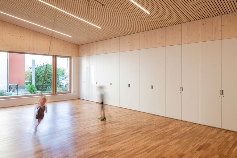 91-091_kiga-bad-wimsbach_2024_architektur-josef-edlinger-_by-lichtguss_at_weboptimiert