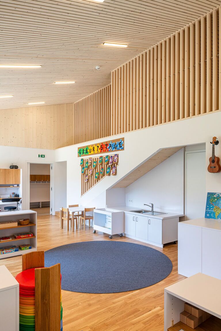 44-044_kiga-bad-wimsbach_2024_architektur-josef-edlinger-_by-lichtguss_at_weboptimiert