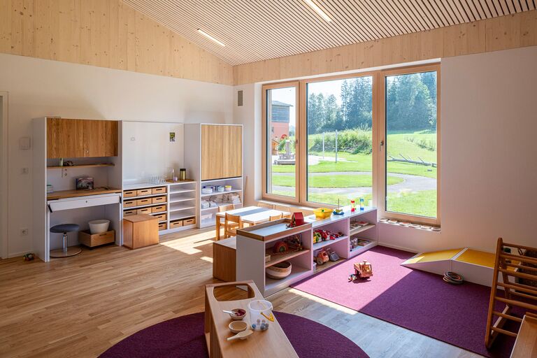 51-051_kiga-bad-wimsbach_2024_architektur-josef-edlinger-_by-lichtguss_at_weboptimiert