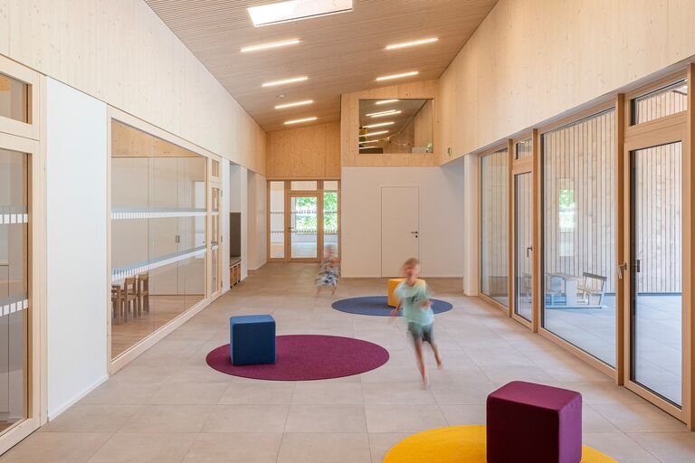 54-054_kiga-bad-wimsbach_2024_architektur-josef-edlinger-_by-lichtguss_at_weboptimiert